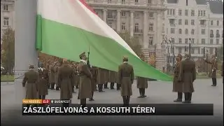 Zászlófelvonás a Kossuth téren