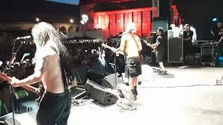 NoFX 