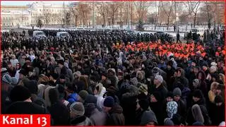 В России начинаются волны протестов по поводу зарплат;  ситуация ухудшилась в Туве, Кемерово, Хак...