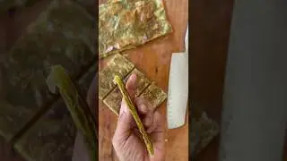 Katmer (Turkish Pistachio Dessert) #recipe #t&uuml;rkiye #katmer #beyondkimchee