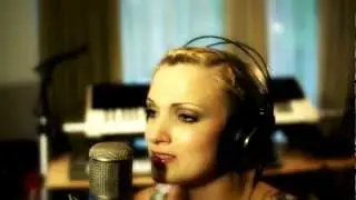 Anni Perka - Almost Lover  (LIVE)