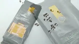 Quad seal side gusseted coffee packaging bag aluminum foil pouch