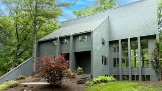 410 Greentree Ln NE.  Ada, MI   [Team Ute Realtors]