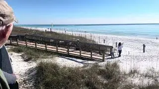  #casualfunfriday @KittysDollsandCollectibles Plane landing on water @Grayton Beach Fla. 