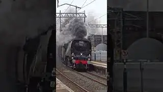 Tangmere Smokes through Oxenholme at Speed! #steam #train #railway #shorts