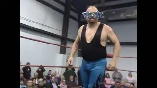 AIWF Classics 2010 TC Вашингтон против Мэтта Хьюстона