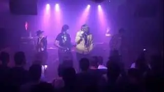 LO HAN - GREEN LIES (LIVE AT GROOVE BAR)
