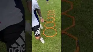 Fast feet football program. Get faster feet in 3 weeks. Full video.