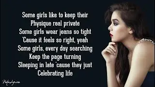 Hailee Steinfeld - Most Girls (Lyrics)