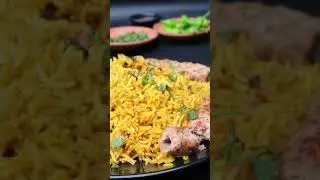 TAU&rsquo;S Kebab rice!&nbsp;🔥#SomethingDesi&nbsp;#AuthenticDesi&hellip;&nbsp;More