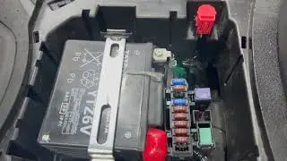 Activa Bs6 125 Battery And  Fuse Box Explained In Hindi #activa125 #bs6 #fuse