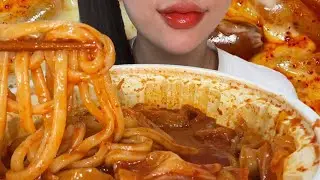 엽떡 매운맛에 우동사리 추가 🔥 / 우동사리는 처음 넣어봤는데 맛있네요?! 🤤