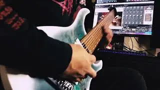 I bought a ring mod pedal to Thall with...