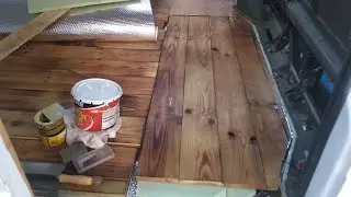 Isolation et plancher du trapute ! Camion am&eacute;nag&eacute; 3 sur 4!