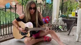 Tysha Tinney &lsquo;tells the world&rsquo;