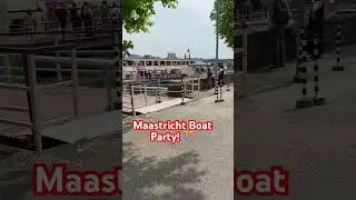 Party Boat Rave in Maastricht! 🎧 #partyshorts