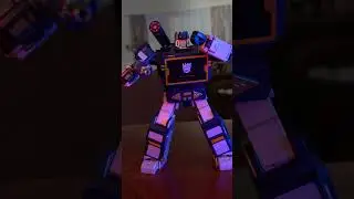Robosen Soundwave Transformation #transformers #soundwave #decepticons  #actionfigures