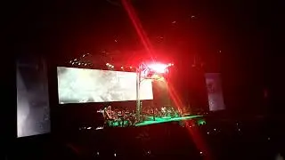 Jeff Wayne's The War Of The Worlds Glasgow Hydro April 2nd The Artilleryman and the fighting machine