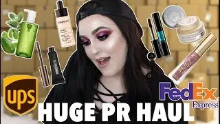 NEW MAKEUP!! - PR UNBOXING - URBAN DECAY, SHU UEMURA, TOO FACED, IT COSMETICS, LANCOME, MAYBELLINE!!
