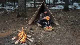 Cooking Pizza on Wild Stone | Bushcraft Winter Camping Survival Tent