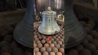 The iron bell is being dipped in chemicals || #shortsvideo #viralvideo