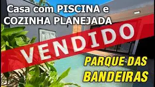 Casa com piscina e cozinha planejada no Parque das Bandeiras