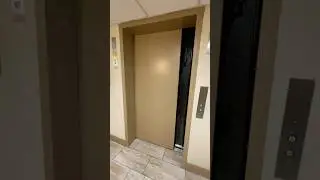 terrible #broken DOVER doors #shorts #elevator