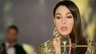 Monica Bellucci SING 