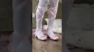 Wich one is the 🗑️? 🤭🎀#pink #heels #coquette #shoes #cute