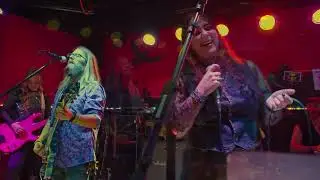 Troy Stone hosted musicians Unite KISS Jam LICK IT UP