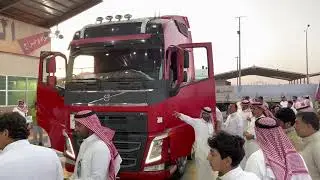 فولفو 2014 الطراز 500 بطاقة جمركيه السوم واصل 186 الف #شاحنات #تريلات #فولو #قلابات #الرياض #مرسيدس