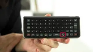 LG Smart TV с Google TV &mdash; пульт Magic Remote с QWERTY-клавиатурой