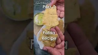 Fafda Recipe Every Gujarati's Favorite Snack #YouTubeShorts #Shorts #Viral #ViralShorts #Fafda