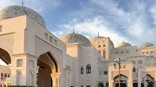 Abu Dhabi palace - Full Palace lighting show ❤️ #travel #abudhabi #tourism #bollywood #family 