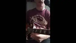 MINI GUITAR LESSON - COMBINE TWO PENTATONIC SHAPES WITH ONE LICK!