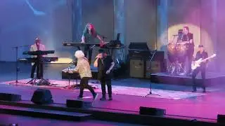 YACHT ROCK LEGENDS TOTO PERFORM 