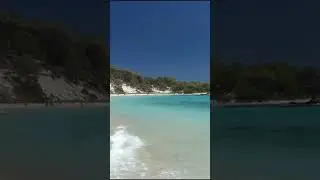 Plage d'Acciaghju Top 10 des plus belles plages de Corse #plages #corse #paradisiaque