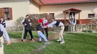 Veľkonočný pondelok vo Veľkom Rovnom v podaní FS Rozsutec.