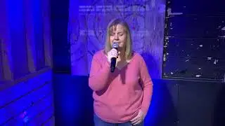 Eileen D sings Did I Shave My Legs For This w/ Route 11 DJ at Shenandoah Valley Axe ThrowCo 11/15/25