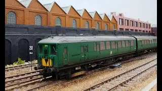 Ewhurst Green Southern Electric - Green 10-car Electric Multiple Units on a Semi-fast service