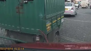 Rickshaw MH14GC8943 hit and run for my fender. #Dashcam #Pune