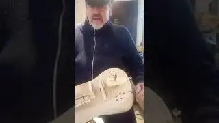 test d'une vielle &agrave; roue Mougenot avant collage des chevalets