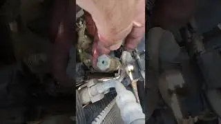 2015 dodge dart 2.0 SE radiator replacement  hack OSC is bigger at 17 1/4mm CSF 15.5mm stock 14mm