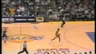2002 Kobe Bryant reverse windmill dunk