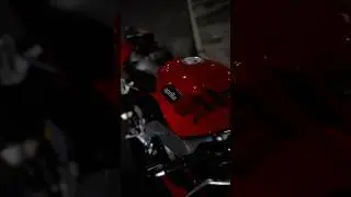 Italian women 🇮🇹 | RSV4 Aprillia | GS500 SUZUKI #ytshorts #shorts