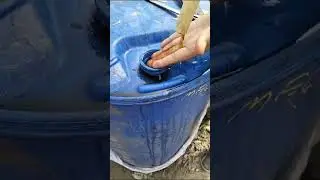 yellow oil based shuttering oil