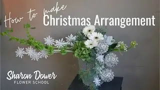 How to make a Christmas flower arrangement - FLORISTRY/FLOWER ARRANGING