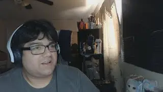 dude let's react to some stuff.... an sorry for bery late stream
