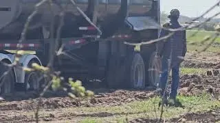 18 wheeler stuck in the mud? No, that's just soft dirt.