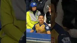 Alexis Sanchez's STRANGE habit 😳💨